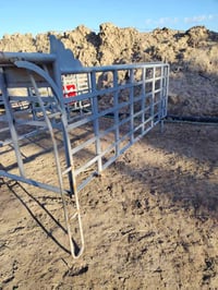 محجر لبيع الاتصال على الرقم 07843393372