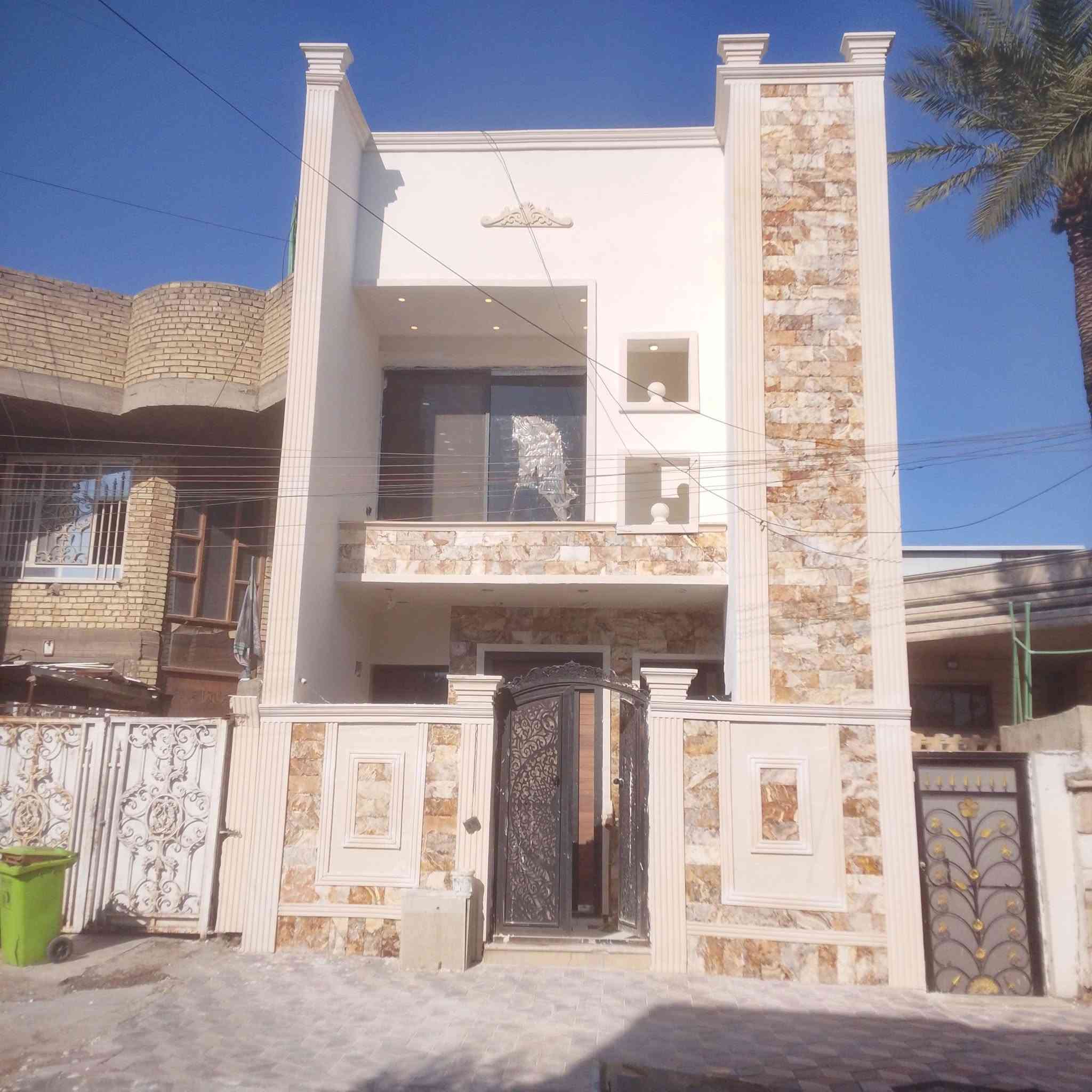 سلام عليكم متوفر كادر لبخ وطلس وفوم وبورسلين كادر واجهات  شغل درجه اوله اذا حاب تتواصل معانا تفضل واتساب 👈***********
