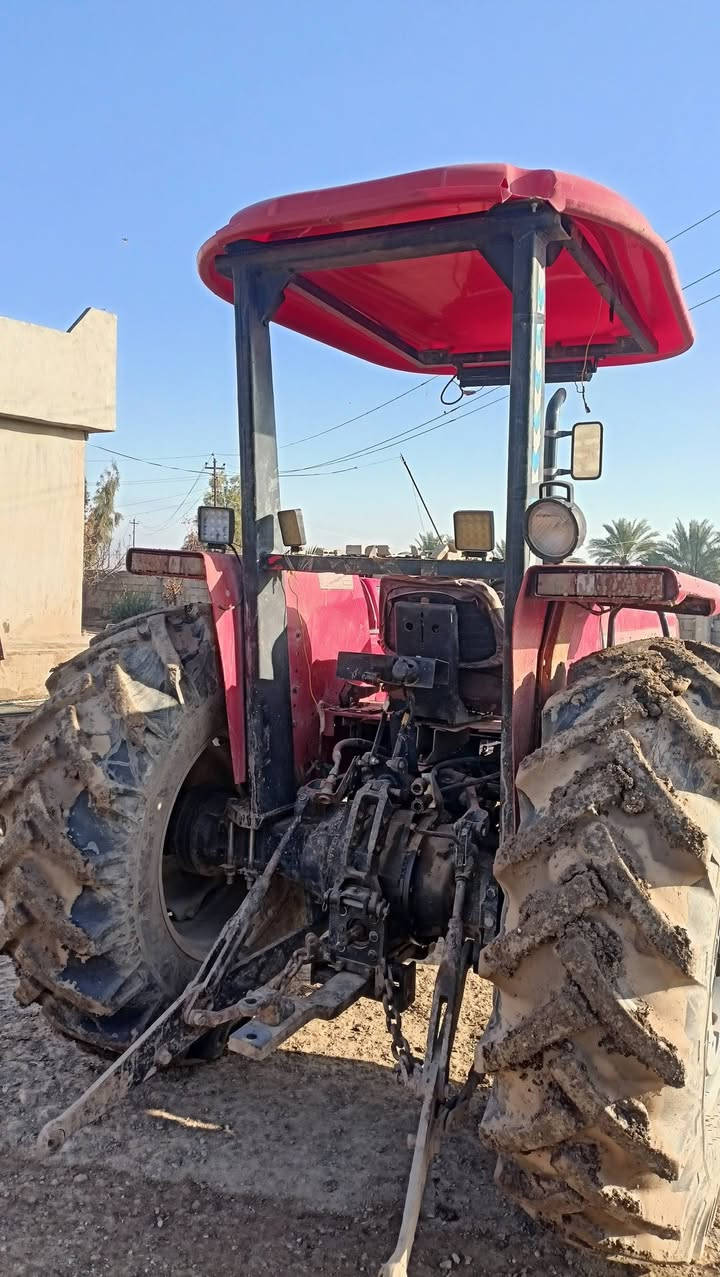 السلام عليكم تركتر ايراني للبيع موديل
2013 رقم سليمانيه كير اكسل مكفول  تايرات تخم جديد
الاستفسار ***********
