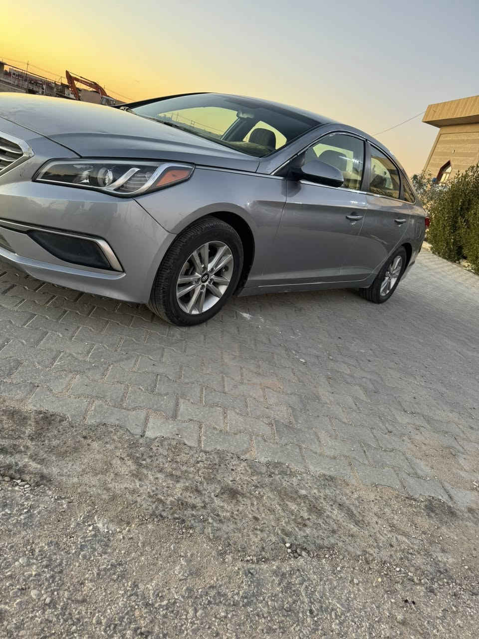 سوناتا ٢٠١٧ وارد أمريكي بيه قطعتين صبغ حدثه بيه مقطع فيديو امفصل كل التفاصيل مكان السياره نجف مكلف بل نشر صاحب السياره هذه رقمه *********** معروضه ١١٤ او بيه مجال
