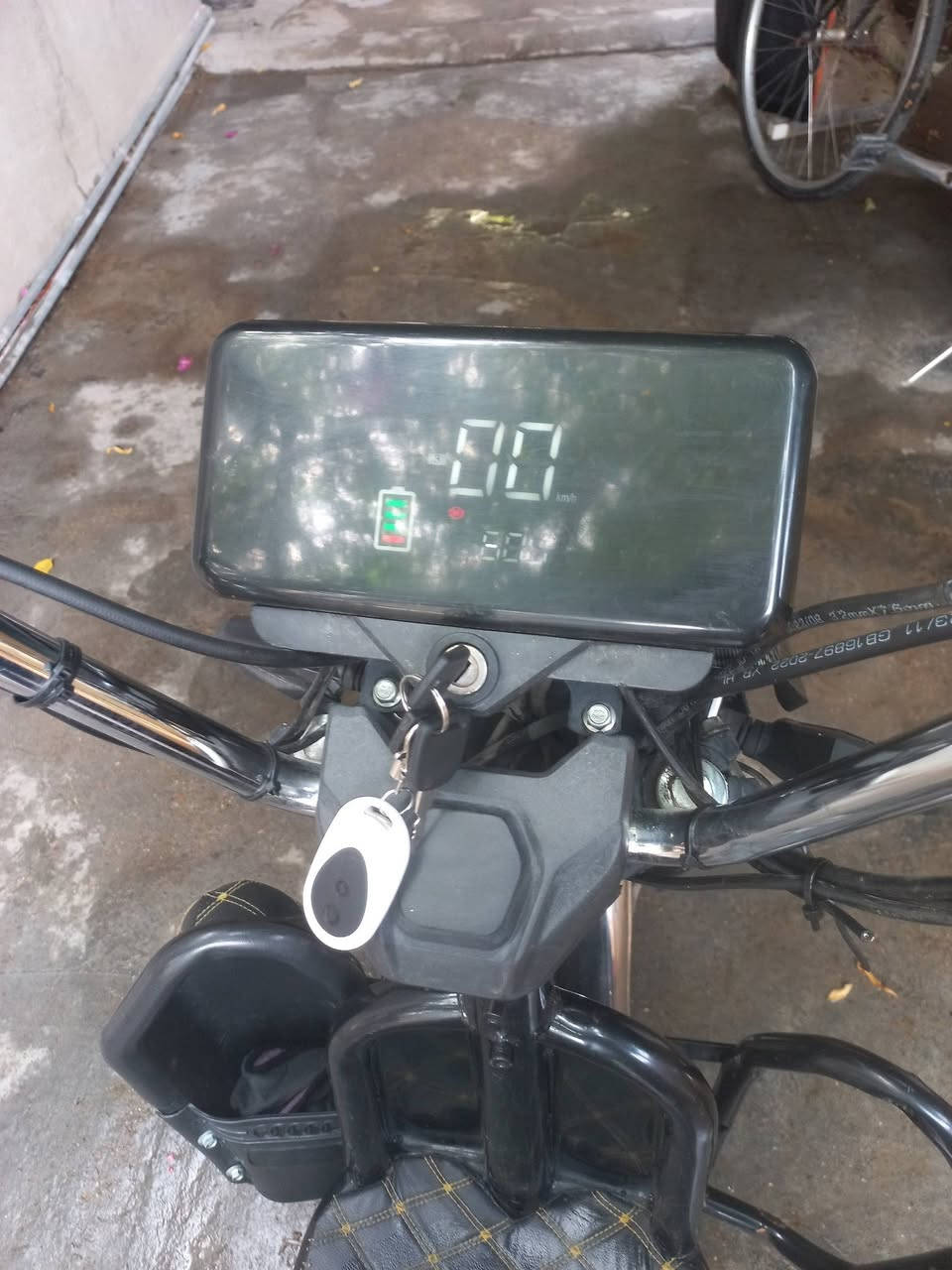 دراجه شحن نضيفه نقص 2 بطاريه سرعه 100 400 و بيه مجال


**إذا كنت صاحب هذا الإعلان وتريد حذفه لأي سبب، رجاءا أرسل رسالة إلى الدعم الفني**
