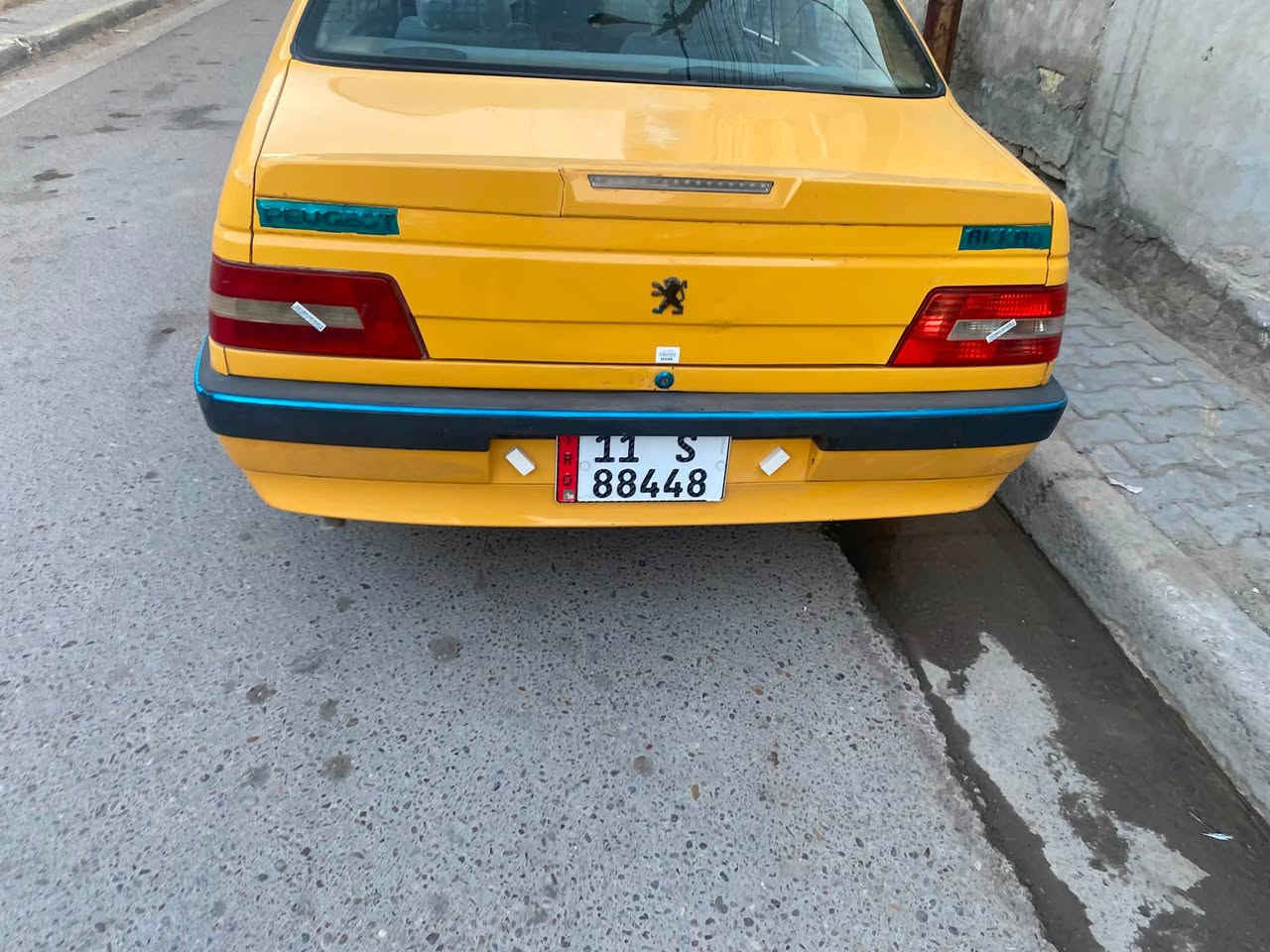 بيجو لميس للبيع المديل 16  السعر 37  بغداد الكماليه ***********
