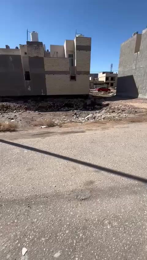 قطعة ارض للبيع مساحة 100م العنوان 📍 كربلاء حي الإمامين عمود 12 طريق بغداد سايد دخول تصلح سكن او حسينية الاستفسار 
⬅️مكتب محمد السراي للعقار والبناء في كربلاء 💥
***********
***********
