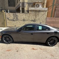 تشارجر • رمادي داكن • حالة ممتازة