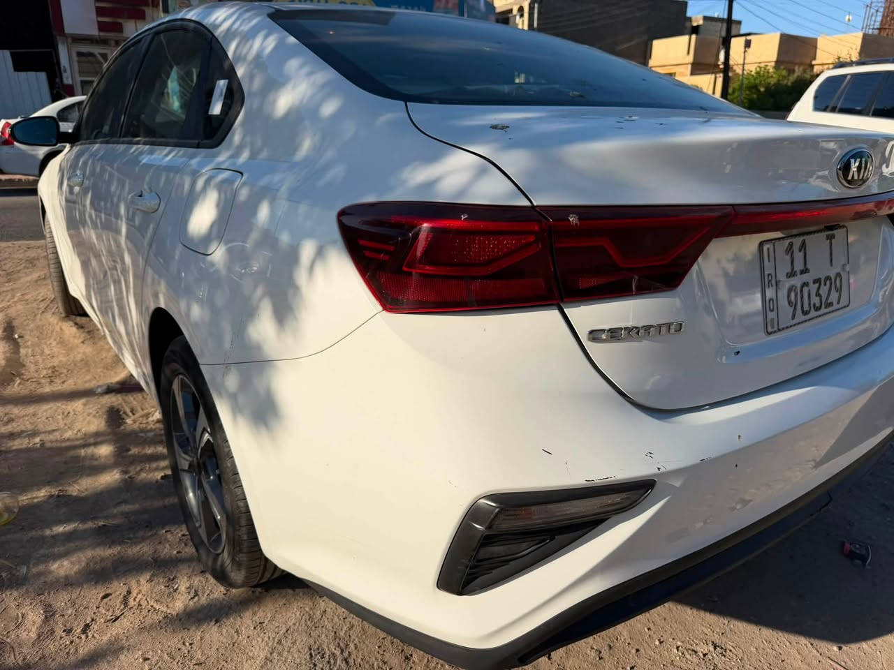 للبيع كيا سيراتو موديل 2019 خليجي
ماشيه 86000 حقيقي 
على وضع الشركه 
بيهة صبغ بنيد ودعاميه بدون دواخل بدون شواصي
وبيهة شخط بالباب مكحل
وطاك ايرباك ومصلح 
السياره جاهزه من كل النواحي 
وكاله الدوليه مكينه 1600 
مري شفط 
ريمونت عدد2
نضام ABS
شاشه اندرويد و كاميرا خلفيه 
تخم تايرات جديده 
عده وسبير جديدات منازلات
خاليه من النقوصات
السياره رقم بغداد باسمي رقم جديد
مكان السياره بغداد العامريه 
للتفاصيل الاتصال بالرقم ‭***********‬
شكرا لاداره الموقع
