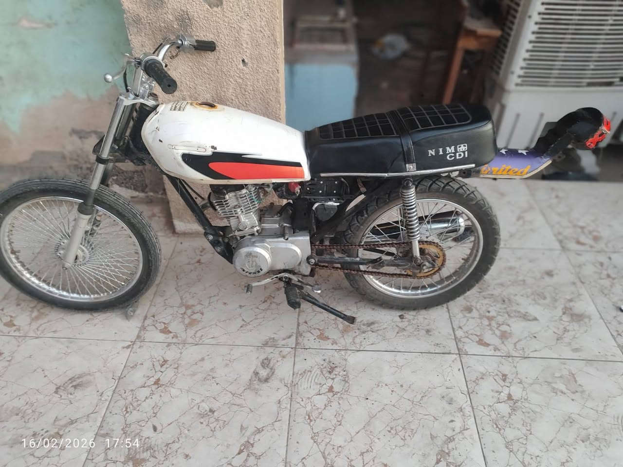 دراجه ايراني البيع 4كير مديل 23السعر 300وبيه مجال مكان بغداد ناحيه الوحده قرب بسمايه ***********
