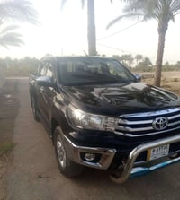 هايلوكس للبيع موديل 2018 فورويل محرك بانزين كير اوتماتيك رقم بغداد سنو...