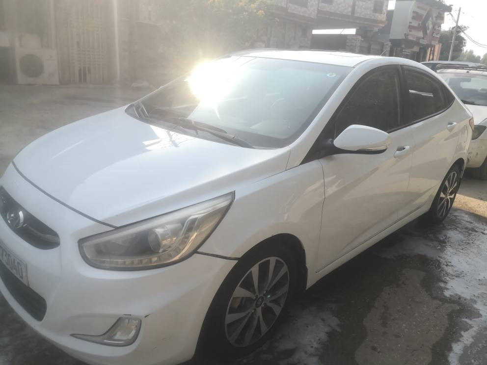 اكسنت خليجي2016 فول موصفات مكفوله من الصبغ بيه شويه بارد رقم انكليزي السعر 113 سياره جهازه *********** حلة, بابل
