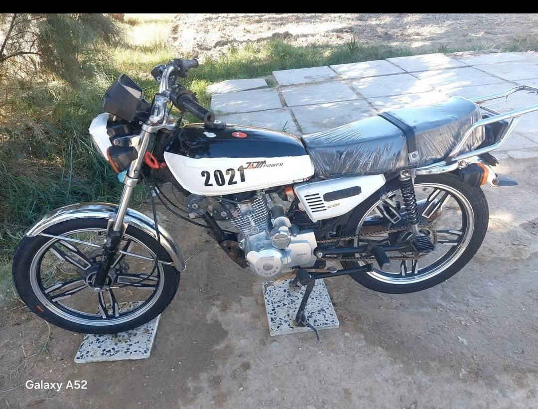 دراجه البيع سيفان موديل 21 مكان سماوه اوراق اصوالي***********
