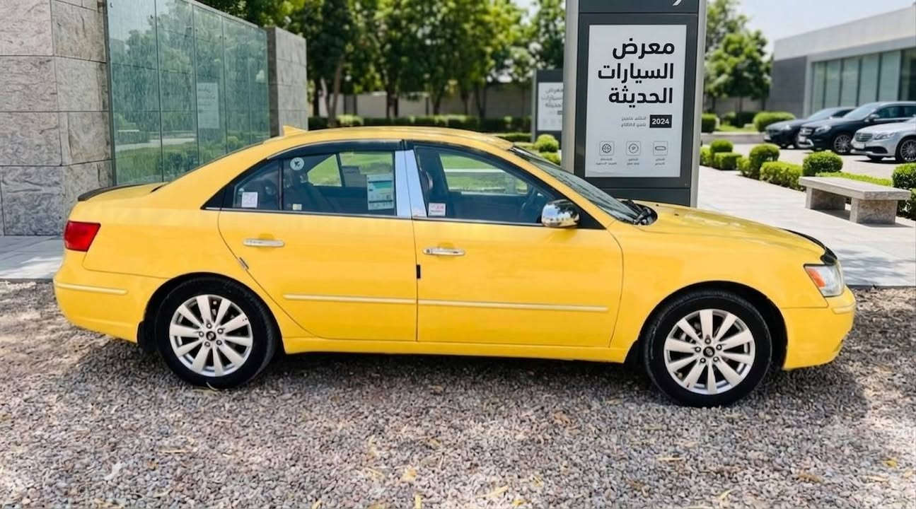 سوناتا تكسي 2009 رقم ديالى فول ونضيفة كاملة بدون اي نقص
تعال شوف بعينك ضرر قطعة وحدة  للاستفسار *********** السعر 106 بي مجال عنوان ديالى سراجق ترهم مراوس بسيارة حسب القناعة
