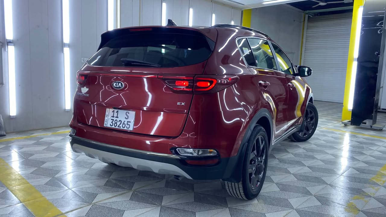 اللهم صل ع محمد وال محمد
سبورتج Ex فول مواصفات للاخير
سياره باسمنه 
ماطالعين بيه اجتي من امريكا 34 الف كيلو وحاليا 35 الف وعداد كدامك
تجي بصمه
بانورما
كشنات كهرباء
كشنات جلد تدفئه
ستيرن ترفئه
شاشه 
تبريد قطعتين
جنطه كهربائيه 
اوتو هول
سايد بريك بصمه
ويل كب اصل اسود
حادثه فقط دعاميه وبارد بالجاملغ خلفي
واتساب ***********
اتصال ***********
