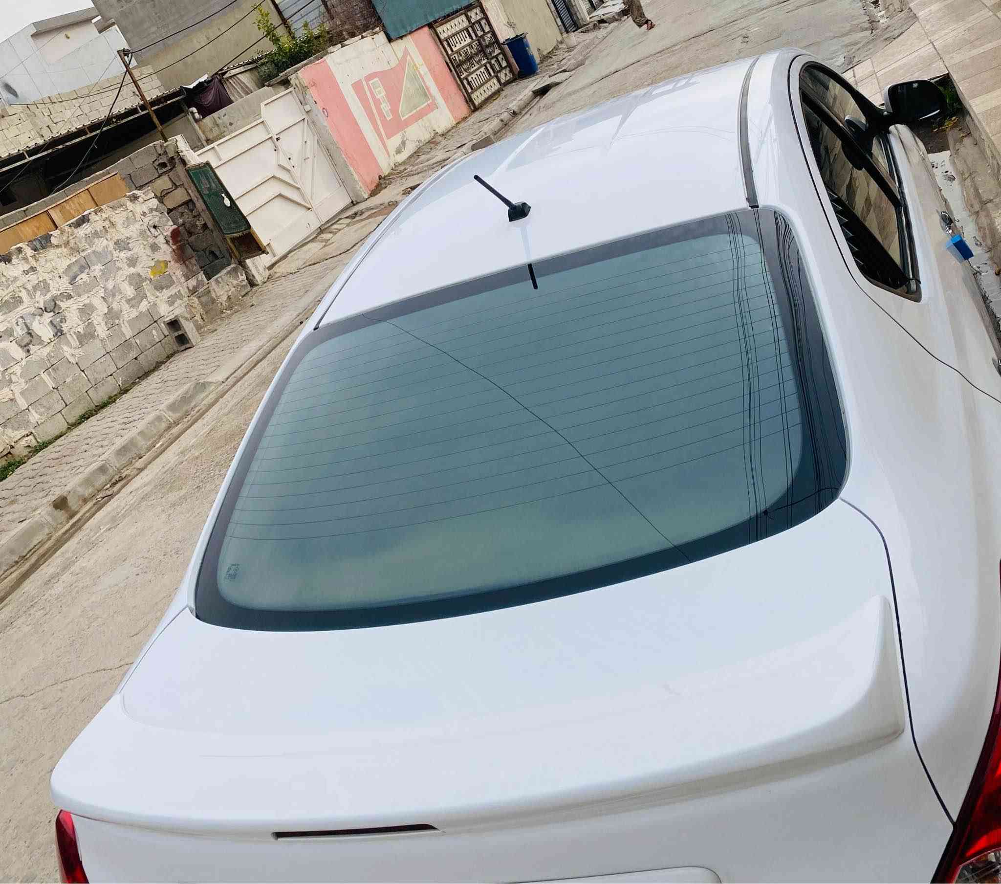 نسيان صني موديل 20 سنوي جديد  ورقم جديد بطاقه بانزين بيها تايرات  جدد كاميره اي ضرر مابي كير محرك شرط سعره 118
*********** كركوك, العراق
