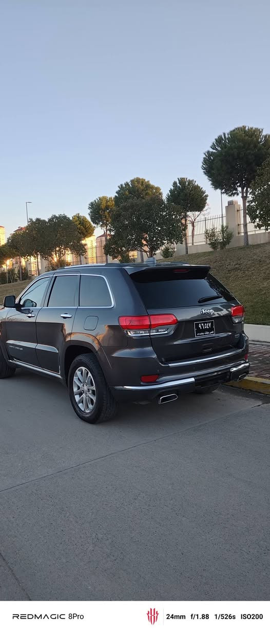 Jeep grand cheroke summit 2016
مواسەفات سەممیت فول فول٢٠١٦ لێزەری دوبەی بێڕەقەم
 V6   3.5 LITRE

٨٣ گەڵا و مەجال ***********

١-     پانۆراما

٢-      شاشەگەورە

٣-      گێڕ ماوس ٨ گێڕ پێشەوە

٤-     کوشن سارد+گەرم+کارەبای+خەزن+٢میمۆری

٥-   ئاوێنە کارەبای+دژە فول+ڕادار+هیتەر+ئیشارەت

٦-      دوزۆنی تەبرید

٧-     ڕادار+خەتی جادە

٨-        ٣٦٠پلە حاسە

٩-      ئۆتۆپارک

١٠-      سیسەمی موکەبەرەی هارمان کاردۆن

١١-     سنوق شەفت+جەگ

١٢-       سوکان هیتەر

١٣-     ڕادار گەورە

١٤-     بەشمەی درگا

١٥      شەغال

SRT١٦-     ناو قاوەی +داژبوڵ تەقەڵی

١٧-   مۆدی ئیکۆ بۆ ١٠٠ کیلۆمەتر تەنها١٣ لیتر ئەخوات لە ناوشار

١٨     ئێمپریفایەر بیلاد هارمان کاردۆن

١٩ -      گێچی دیجیتاڵ

٢٠     +پێشو دوای حاسەو کامێرە

٢١       - ٥ جامی دواوە ڕەش بیلاد

٢٢ -       توانای ١٥٠ وات کارەبای هەیە دابینی بکات

٢٣-      کوشنی دواوەش هیتەر

٢٤ -   فۆرمیگاکانی داری سروشتین

وەزۆر مواسەفاتی تریش کە نانوسرێت 

شوێن سلێمانی *********** سعری ٨٣ گەڵاو مەجالێکی کەم
