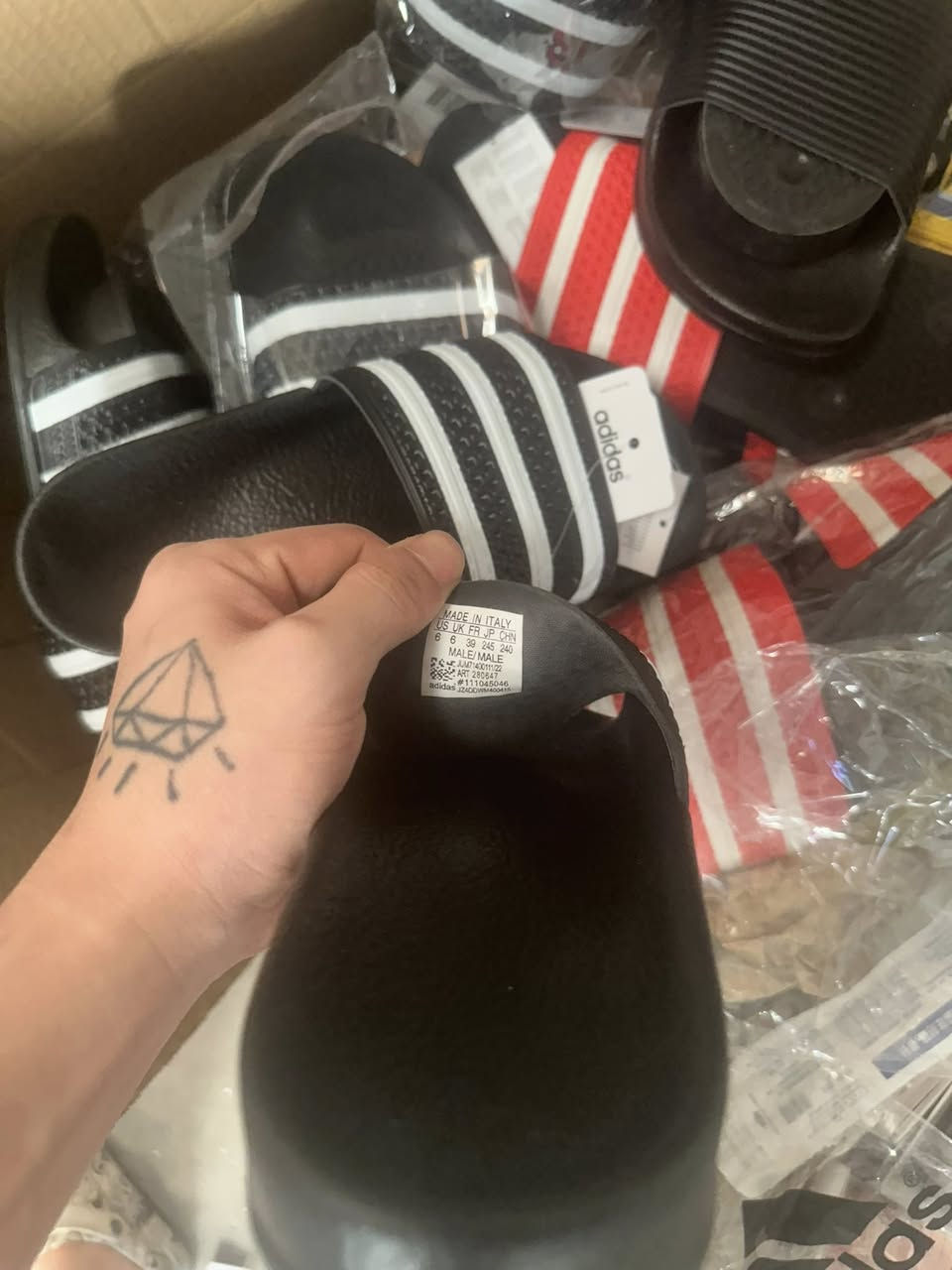 现货材质pu 尺码36-45 12种颜色可以选择 库存有20万双


**إذا كنت صاحب هذا الإعلان وتريد حذفه لأي سبب، رجاءا أرسل رسالة إلى الدعم الفني**