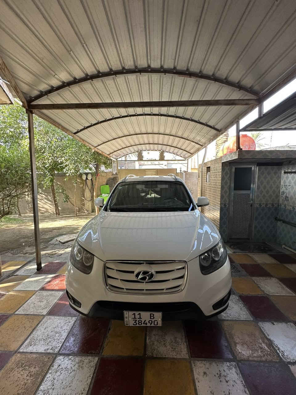 السلام عليكم سنتافي موديل 2011رقم بغداد مكينه 6سلندر فول موصفات السياره جاهزه من كير مكينه حداديه تخم تاير جديده السياره مال جناي بيه صبغ قبق الجنطه ورش باب الصدر اثر شخط بدون فتح وتبديل وبارد السعر 158 وبيه مجال للشراي وبالخدمه مكان السياره بابل ناحيه النيل 
للاستفسار ***********
