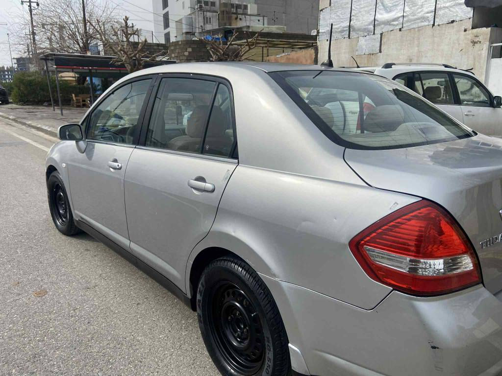 تيدا ٢٠٠٨ 
بي بوياغة دوو جيكا تعديلي هةية 
سةنةوي بة سةر جوة
٨٥ وةرقة شقلاوة, أربيل


**إذا كنت صاحب هذا الإعلان وتريد حذفه لأي سبب، رجاءا أرسل رسالة إلى الدعم الفني**