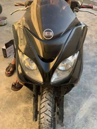 فورزه 08 دراجه حلوه و نضيفه محرك ما مفتوح  رايدها 600 مكاني بغداد مرور...