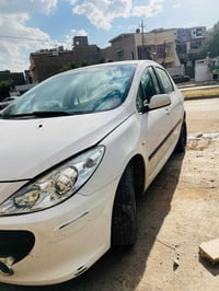 بيجو 307 • ٢٠٠٦ • رقم بغداد دولي