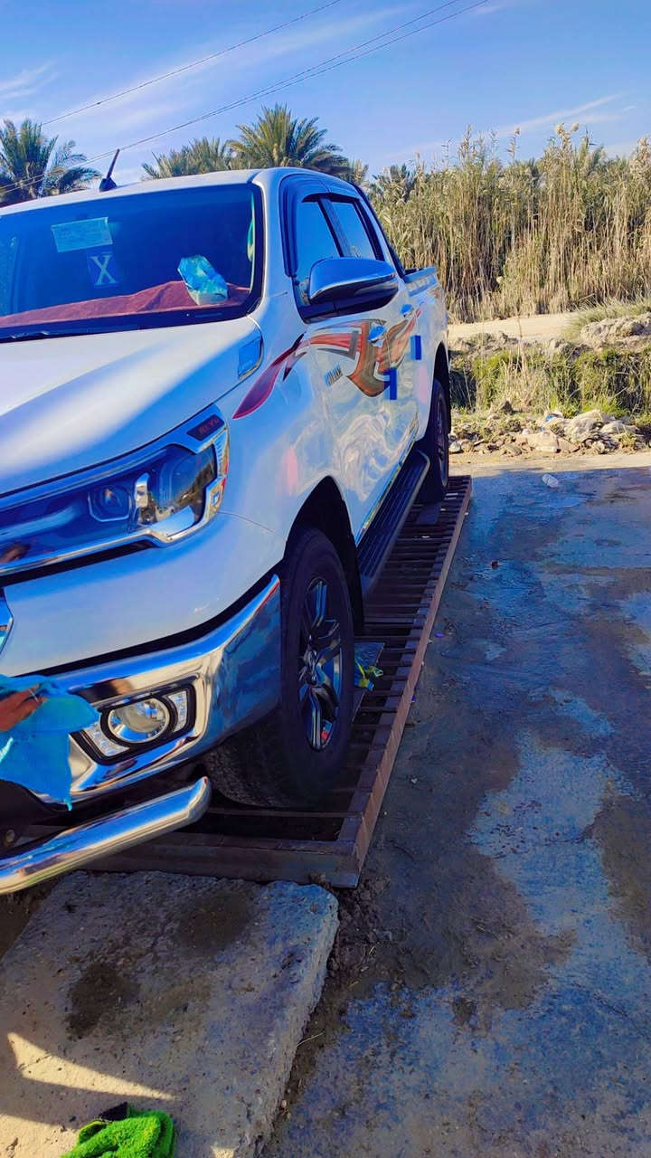 هايلوكس كويتي ساير رقم المثنى كفاله عامه ماشيه 100
فور ويل  المكان الحمزه الشرقي ***********
