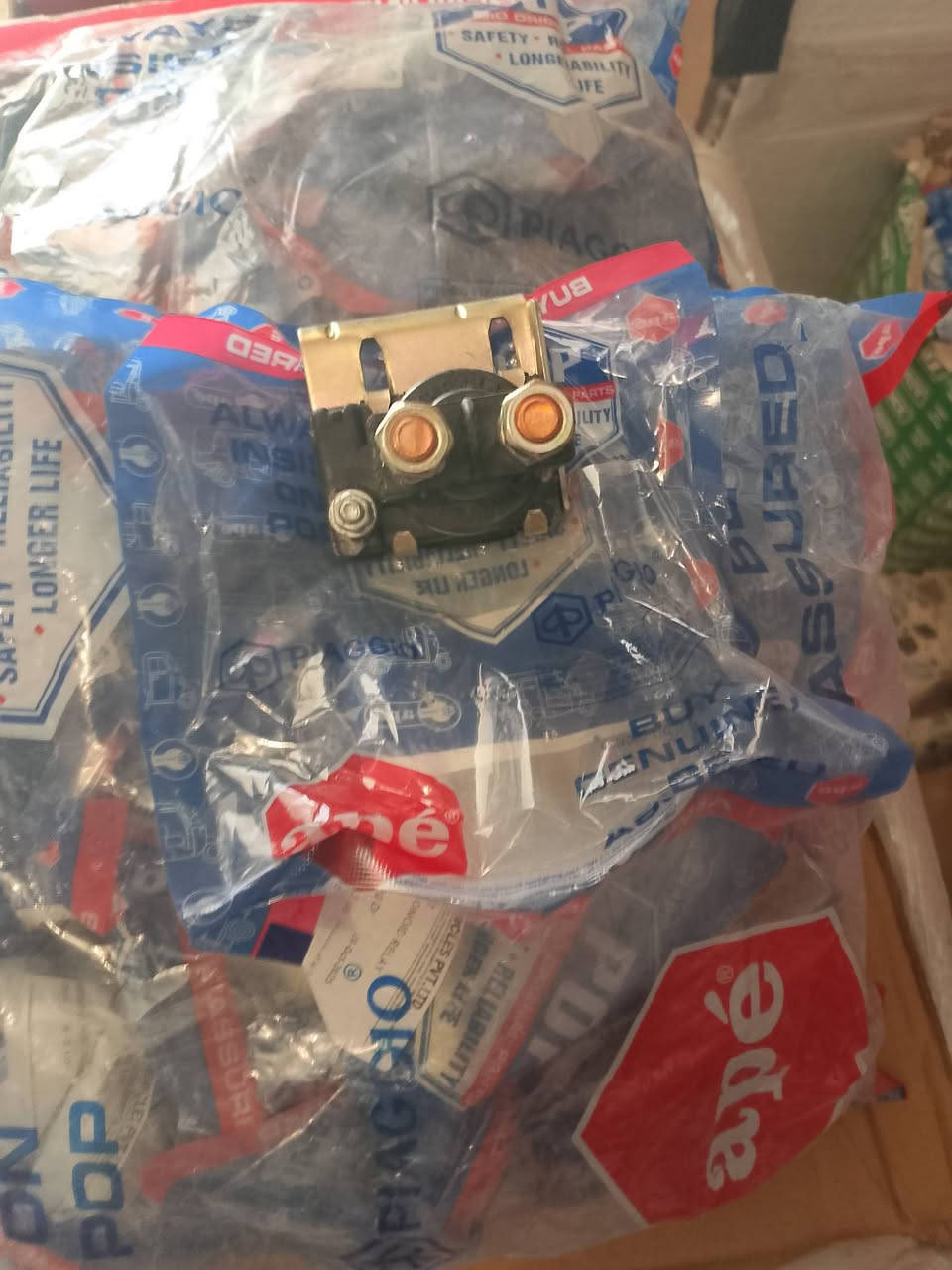 توافر ،ادوات،بياجو***********, يوجد ،توصيل
