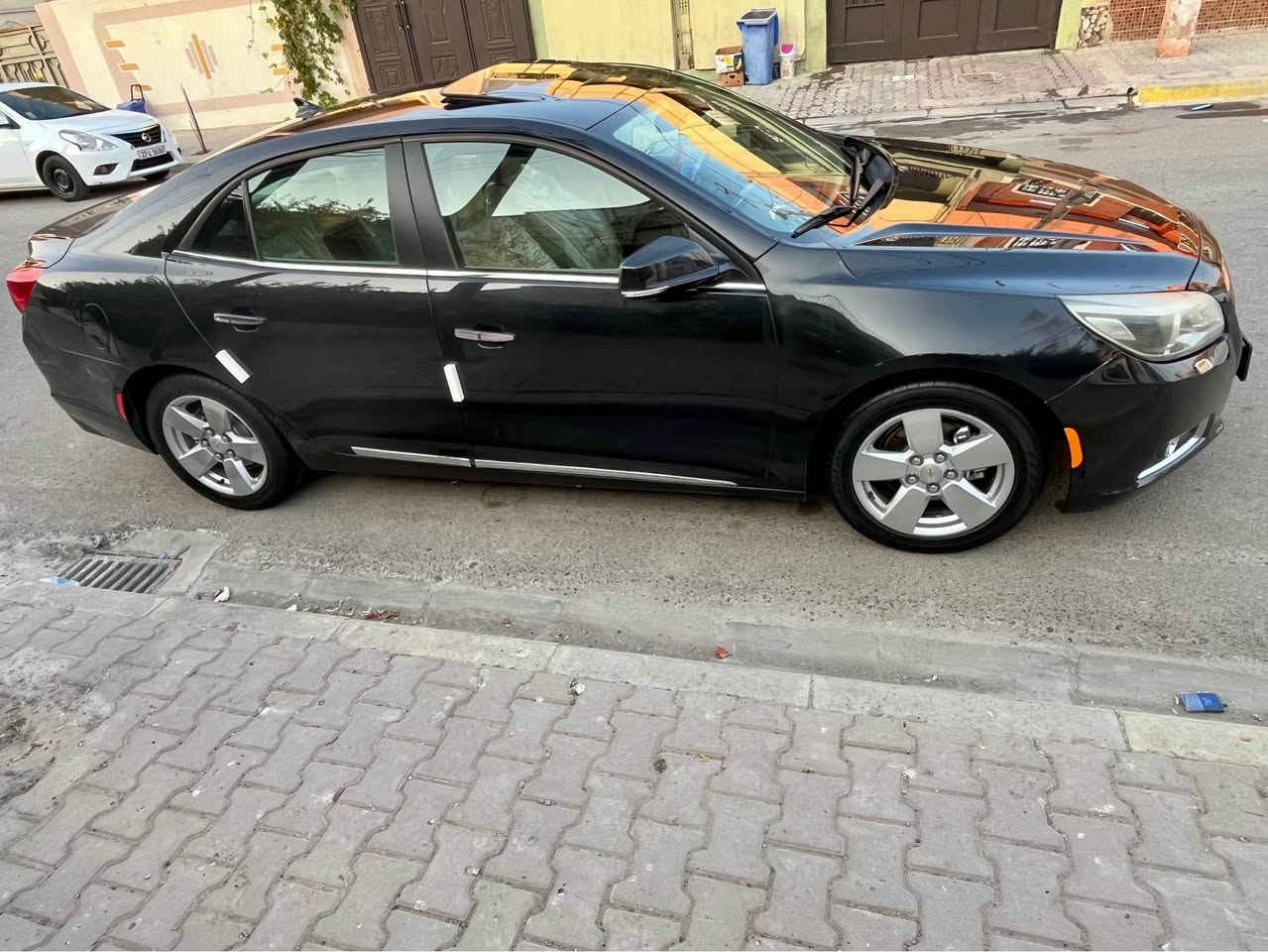 السلام عليكم 
ماليبو  2013 LTZ فول مواصفات خليجي
رقم جديـد
مكينه تنفس طبيعي 4سلندر 2400 اقتصادي 
سقف سلايت
مريه شفط 
شاشه قاصه 
كشن جلد كهربائي 
داخل كريمي 
الصبغ { جاملغ سكن امامي نصف صبغ } {جاملغ سايق نصف صبغ } فقط
بدون دواخل بدون ايرباك (شرط ) 
مكينه مفتوح بدون اي عيب 
سعر 102 مجال بسيط  
مكان كركوك 
تلفون *********** كركوك, العراق
