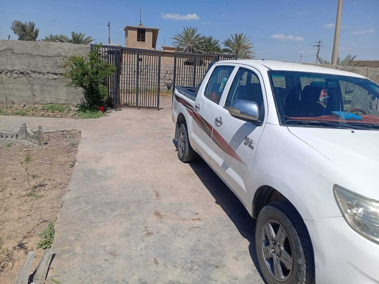 سلام عليكم
عندي سياره موديل ٢٠١٢ فول وتماتيك الصبغ وله طخه شرط المكان كركوك ناحيه الرياض


**إذا كنت صاحب هذا الإعلان وتريد حذفه لأي سبب، رجاءا أرسل رسالة إلى الدعم الفني**