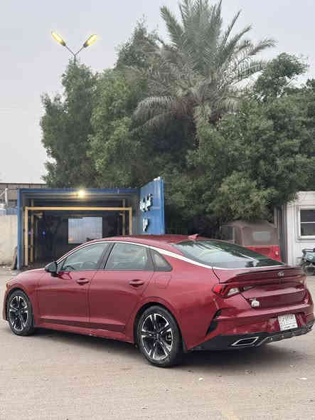 سلام عليكم k5 جيتي لاين معوقين سنه بعدلها سياره حادثها فقط الدعاميه خلفيه اما الباقي كفاله معروفه مواصفات جيتي لاين مكينه 1600turbo مكاني بغداد حي الجامعه سعر ١٦٠ وبيها مجال ***********
