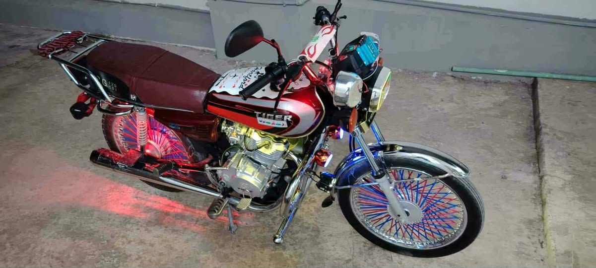 يوجد ماطور تايكر للبيع
4 كير 
موديل 2021
للاستفسار عل ***********
