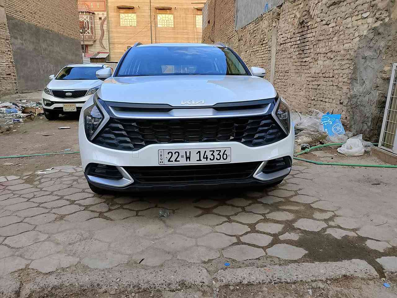 سلام عليك 
لبيع او مراوس 
كياسبورتج 2025 زيرو وكاله مجانيه ماشيه 2000 كم
سياره مواصفات حلوة وجيده مكفوله كفاله عامه 
***********
*********** وات ساب 
عنواني البصرة 
السعر 236 لمراوس فقط
