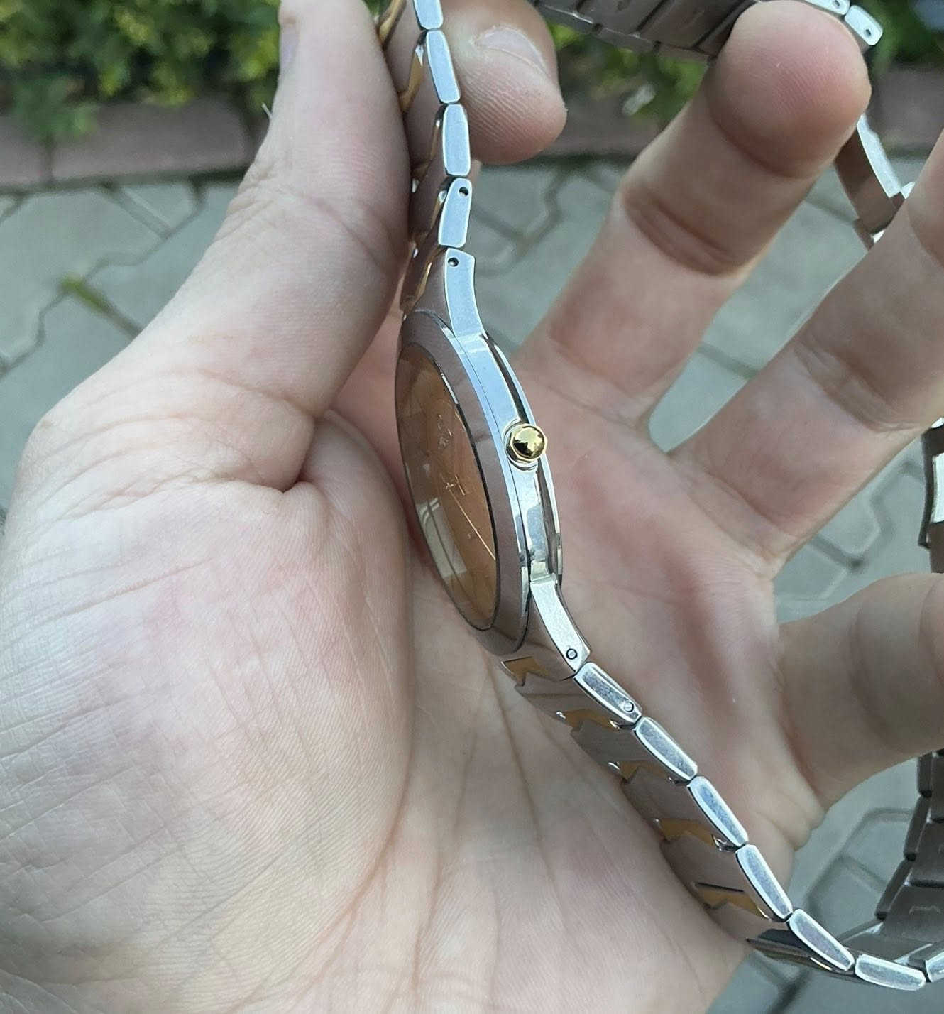 السلام عليكم ساعة اوميكا كوارتز
نافذة للتاريخ
قفل فراشة
نظافة تامة
قطر كلاسك رسمي
ستانلس ستيل
85 الف


**إذا كنت صاحب هذا الإعلان وتريد حذفه لأي سبب، رجاءا أرسل رسالة إلى الدعم الفني**