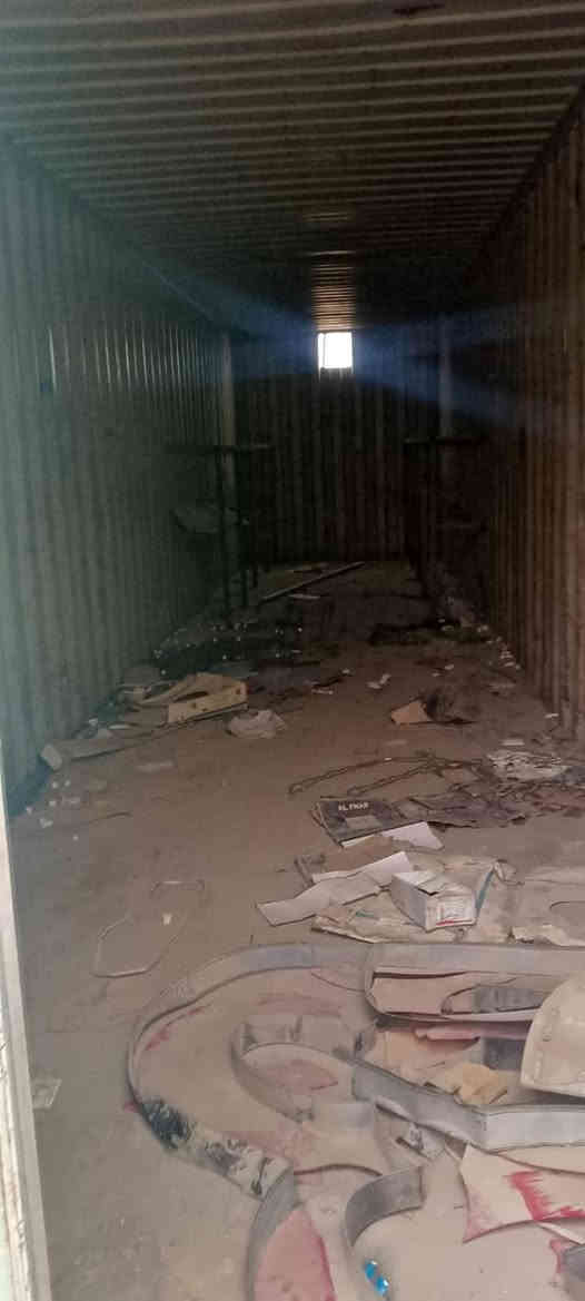 السلام عليكم ... بسبب الوعود الكاذبة ... وعدم المصداقية ... اعيد نشر حاويات عدد 4 العالي طول 12 نظيفات جدا سعر الوحده 20 قفل مكاني حي البتول ***********
