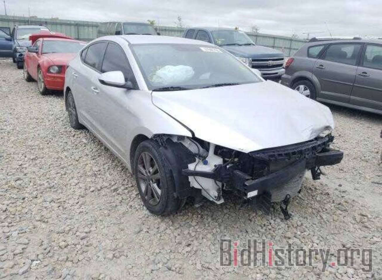 النترا 2018
امريكي رقم بغداد
سنوية جديدة
بيها منضومة غاز وشغالة خير من الله
كير ومكينة مكفولات
الحادث والسونار موجود بالصور 
 واكو بارد شبر يم البانزين
ماشية 133
مكانها بغداد
*********** اتصال / واتساب
*********** اتصال

السعر 120$
