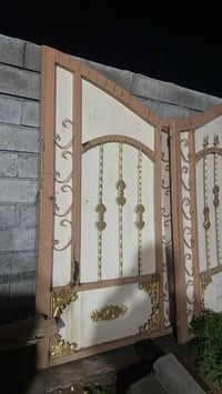 باب • عرض ٢٥٠