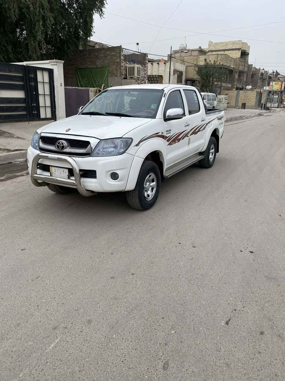 اسلام عليكم عندي بيكم هيلوكس فور ويل عليه سياره جديده مكينه كير اكسن مكفولات  مكفوله من ضربه و صبغ موديل 2006 رقم بغداد مشروع وطني بسمي مكاني بغداد مدينت اصدر اسعر 155 وبيهه مجال قليل لاستفسار 
 ***********
