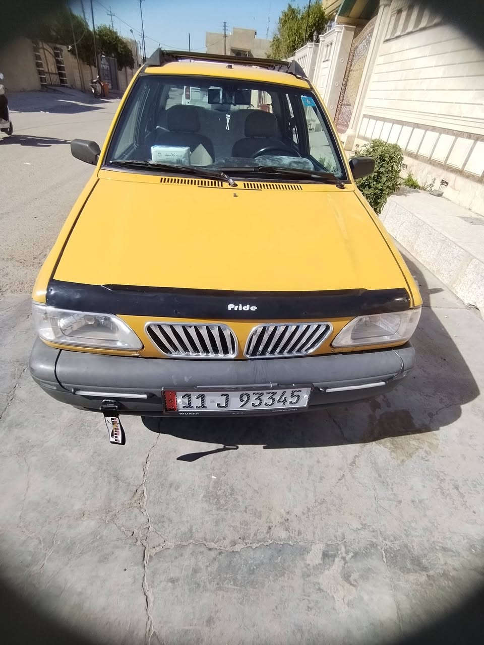 السلام عليكم سيارة سايبه للبيع او للمراوس حسب القناعه السياره موديل 2017 سياره بسمي مكفوله من كلشي السياره بعد احله من الصوره مصفره هيئه وغرامات  تدفئه تبريد كهربائيات كلها شغاله تخم تاير جديد المكينه لاتبخير ولا تنقيص مكان السياره صلاح الدين قضاء بلد السعر 42 وبيها مجال اي استفسار الاتصال بل رقم *********** خضوري الحجي
