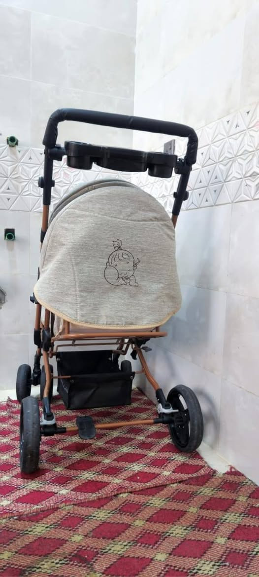 السلام عليكم عربانه اطفال جديد كلش مستخدمه جدا قليل للبيع ب ٦٠ كربلاء حي الميلاد ***********

