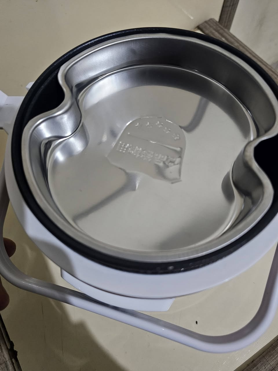 جدر كهربائي سعة 1.6لتر يشتغل علی الجداحة مالت السيارة . انطوني بيها سعر


**إذا كنت صاحب هذا الإعلان وتريد حذفه لأي سبب، رجاءا أرسل رسالة إلى الدعم الفني**