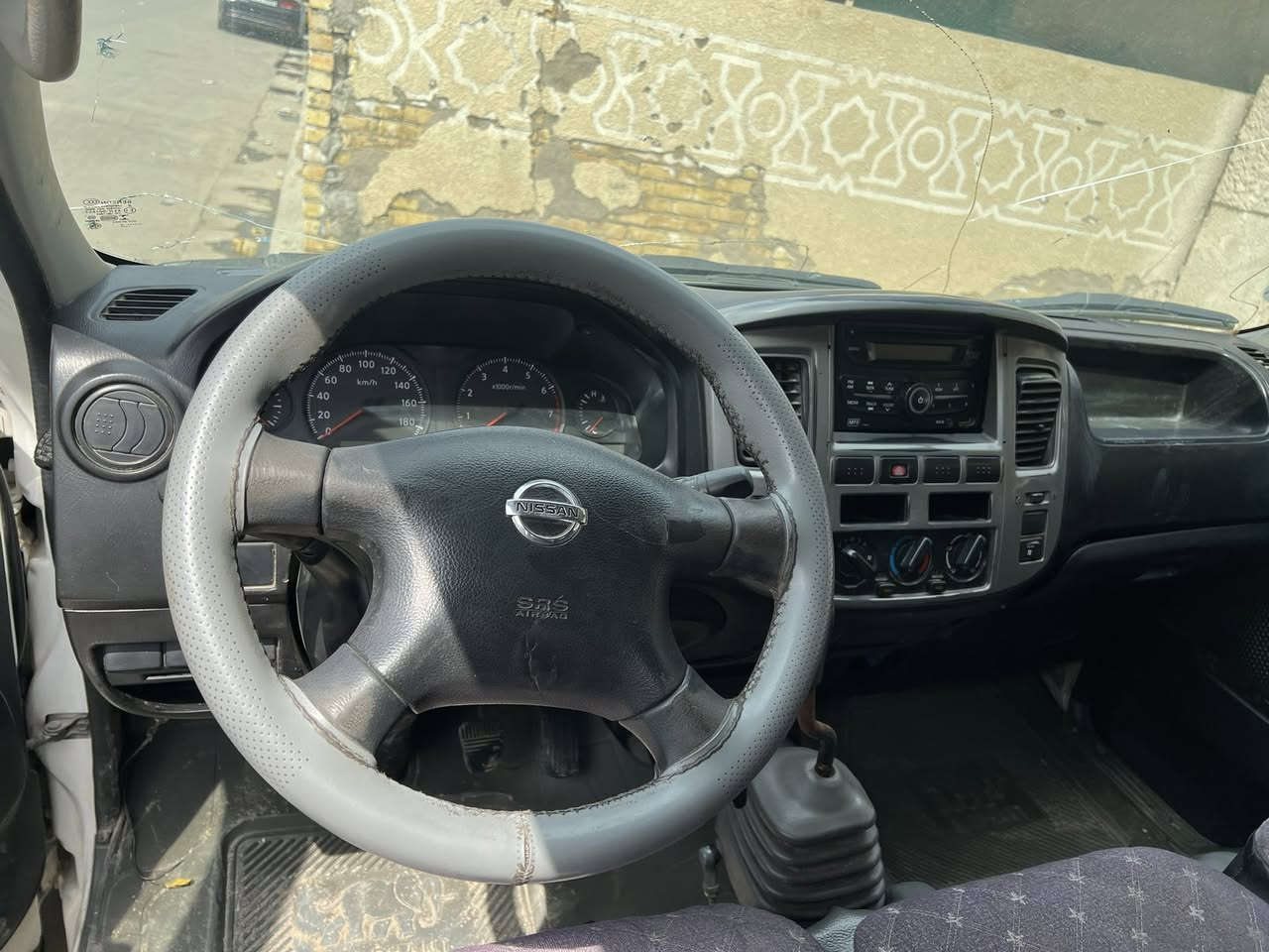 نيسان أورفان 2009 للبيع تحويل مباشر
السياره جاهزه من كل النواحي 
بيها بارد موضح بل صفحه طويله 
رقم بغداد ومكاناها بغداد حي العامل 
السعر 120 وبيها مجال
***********
