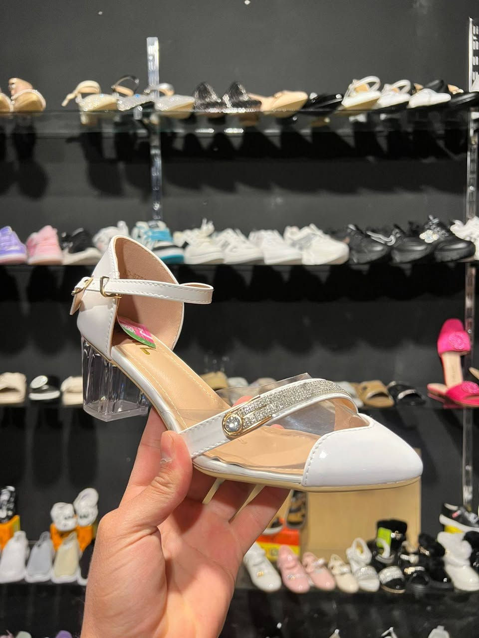 السلام عليكم زبائننا الكرام 🌸
رمضان مبارك عليكم ويتقبل الله طاعاتكم 🌙🤍
🎉 تم وصول بضاعة العيد الجديدة 🎉
يتوفر لدينا جميع القياسات (أطفال – بناتي – نسائي)
وأسعارنا جداً مناسبة 🔥
👨‍👩‍👧‍👦 اشتري لعائلتك من يمّنا ولك خصم مميز
📍 العنوان: ناحية الشورة – مجاور رعد للملابس الباله
✨ المتوفر حالياً ✨
🔹 فلات بناتي روغان (31–36)
🔹 فلات طفله روغان (21–25)
🔹 صندل بناتي (26–30)
🔹 اسكجر (21–26)
🔹 اسكجر (26–30)
🔹 اسكجر (31–36)
🔹 صندل أطفال (16–21)
🔹 صندل ولادي (21–25)
🔹 بوتين بناتي (31–35)
🔹 بوتين بناتي (33–34–35)
🔹 بوتين ولادي (31–37)
🔹 صندل طبي (37–40)
👠 أنواع الكعبات:
▪️ كعب نسائي مقبط شفاف (37–40)
▪️ كعب نسائي شفاف (37–38)
▪️ كعب روغان (38–41)
▪️ نسائي أصبع كرستال (37–41)
▪️ مقبط ألماز كعب (36–37)
أهلاً وسهلاً بكم في أي وقت 🌷
ننتظركم تشرفونا ❤️
ويوجد توصيل للبظاعة


**إذا كنت صاحب هذا الإعلان وتريد حذفه لأي سبب، رجاءا أرسل رسالة إلى الدعم الفني**