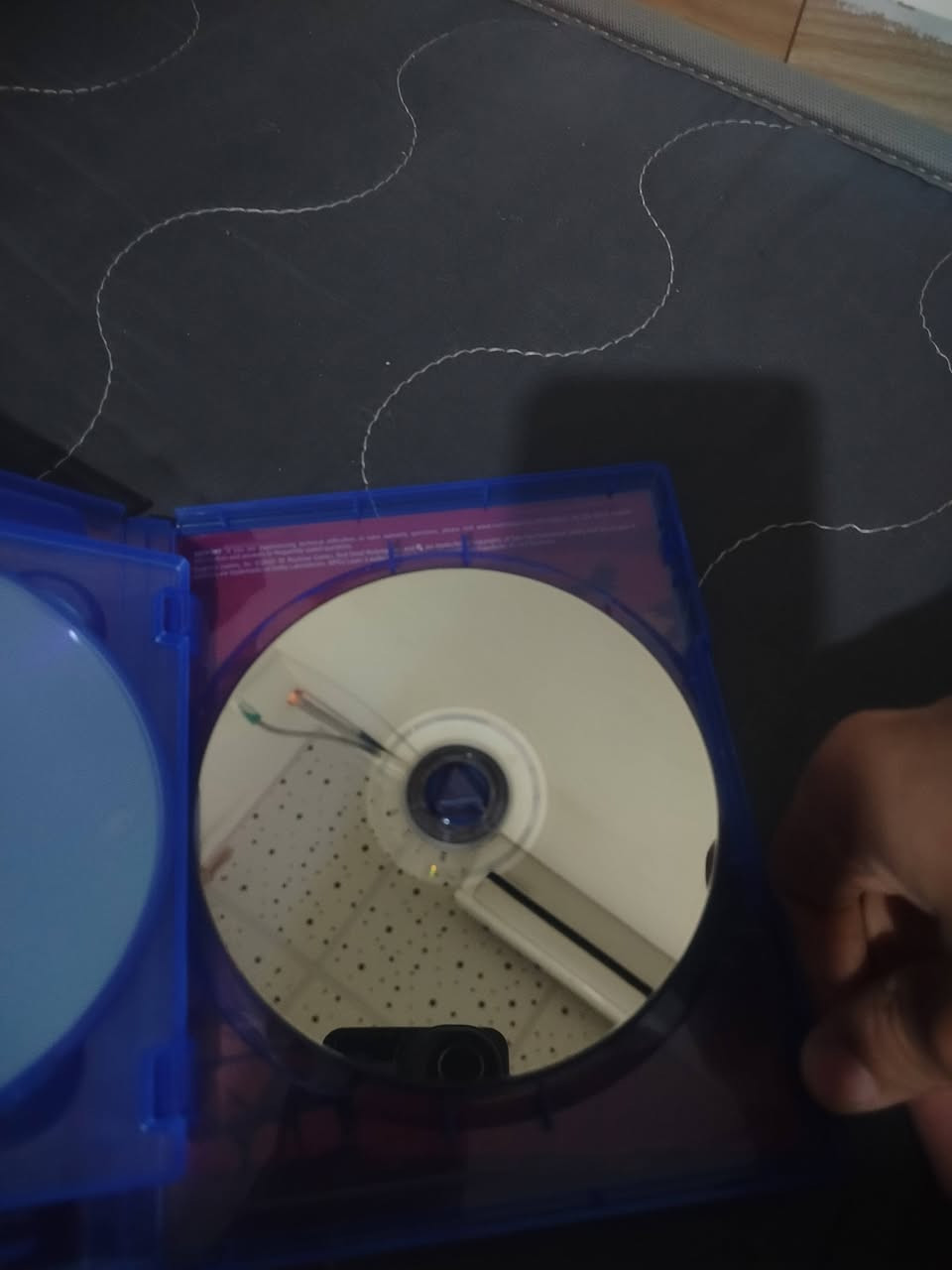 بسم الله الرحمٰن الرحيم
السلام عليكم
قرص لعبة Red Dead Redemption 2 نسخة ps4 للمراوس
(أقبل تبديل بلعبة أو لعبتين حسب القناعة)
القرص اخذته قبل ثلاث ايام و جان جديد بعده بلجلاد
استعمال القرص فقط مرتين لعبت اللعبه و تركتها لأن مابيها ترجمه عربيه و بنفس الوقت ما اريد اهكر الجهاز
نظافة القرص بلصور و نضافة القرص ممتازه جداً (حوالي95%)
مكان بغداد (لايوجد توصيل🙏🏿)


**إذا كنت صاحب هذا الإعلان وتريد حذفه لأي سبب، رجاءا أرسل رسالة إلى الدعم الفني**