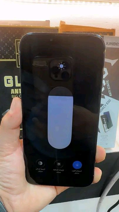 السلام عليكم ايفون 13 برو ماكس للبيع بطاريه 92 ذاكره 256 كل عيب مابي شرط حاسبه 
السعر 550 وبي مجال للشراي الي يريده يتصل ***********
