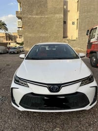 كورلا ٢٠٢٤ للبيع 🔥 ماشية ٣٧ ألف فقط — السيارة بعدهــا جديدة ✨  ✔️ داخل...