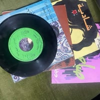 للبيع كل حاجة بسعر المراسلة خاص 07713430820