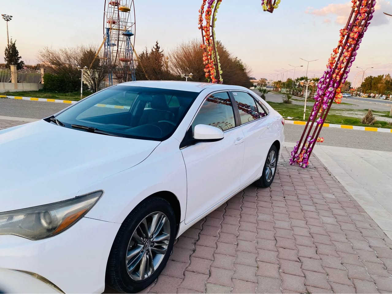 سلام عليكم 

تيوته  كامري 2015 se كندي بدون ضرر سياره كلين 

سنويه لحد 2028 

بطاقة بانزين بيها 

سياره كلين بس  ضررها بارد بيه. ثنين. 

تحكمات فول 

موصفات كشن كهرباىي + تحكم ستيرن. كلوز تثبيت. سرعه 

رقم سليمانيه. تحويل ثاني يوم 

السعر 160 وبيها مجال

للتواصل اتصال. *********** كركوك, العراق
