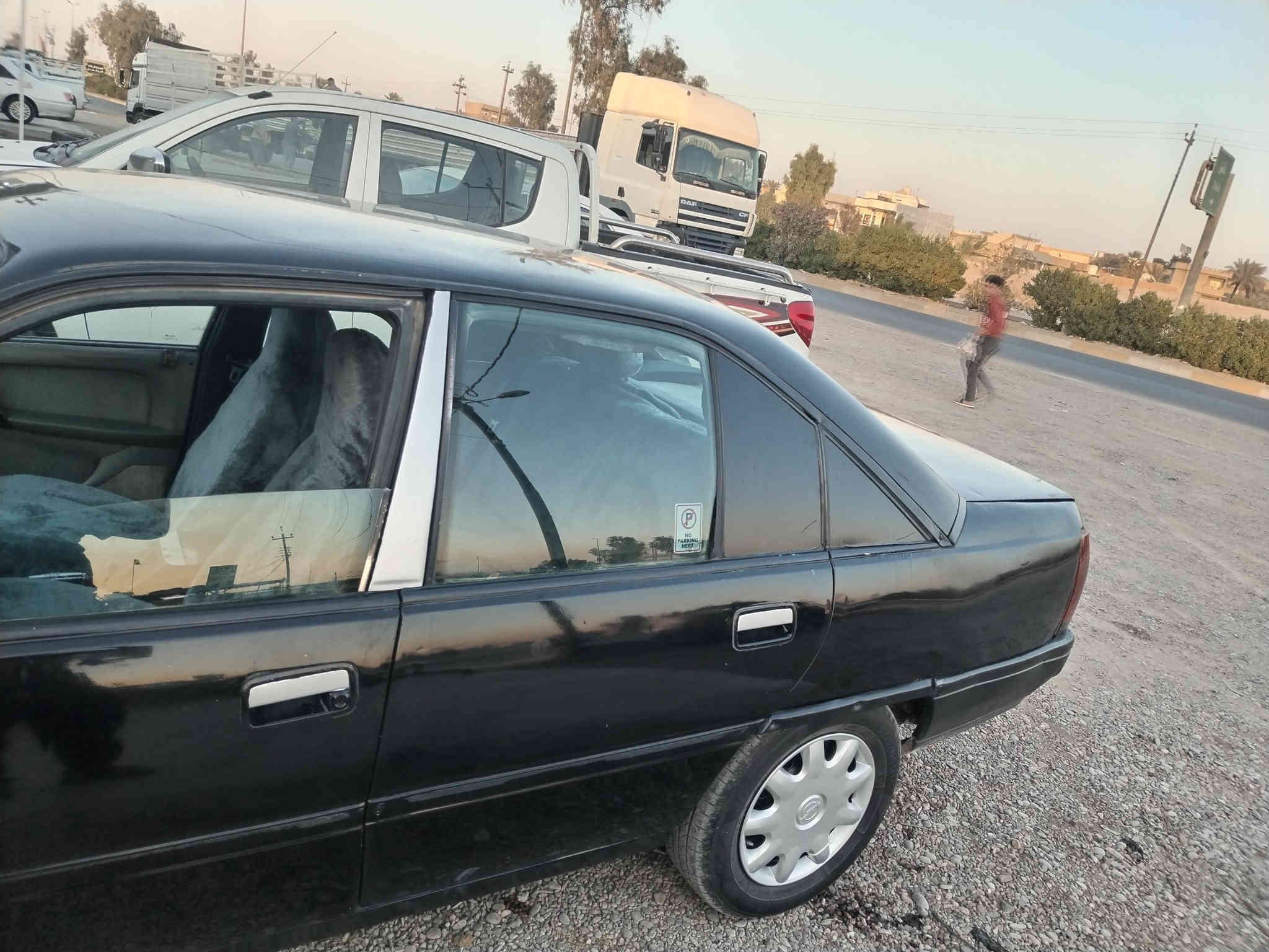 سلام عليكم سياره اوبل اوميكه حجم 20 كير اتوماتيك سياره صبغ عام جماليه فقط بدون ضرر بدون خياص بدون معجون شرت كير محرك صدر اكسل تايرات كوله ابشرط تحويل غرامه شرط رقم دياله سنويه جديد لحد 2030 مشروع وطني بي كود بنزين سعر 28 بي مجال بسيط شراي خابر *********** مكان داقوق
