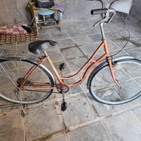 متاح بايسكل للبيع 07859239511