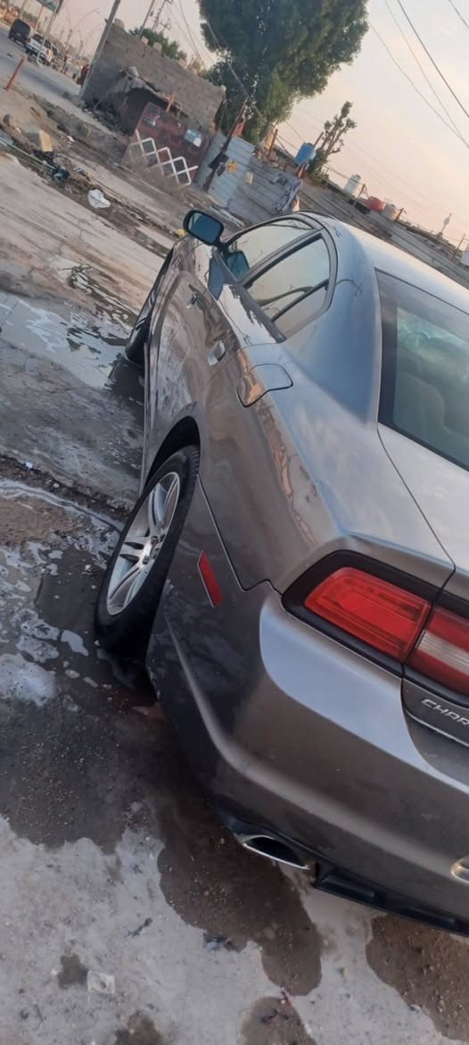 سلام عليكم جاجر 2011 وارد كندي بدون ضربه تبديل كما بدون صبغ موضح بل سونار السعر 135 وبيها مجال بسيط رقم بغداد
الدولي انكليزي***********
