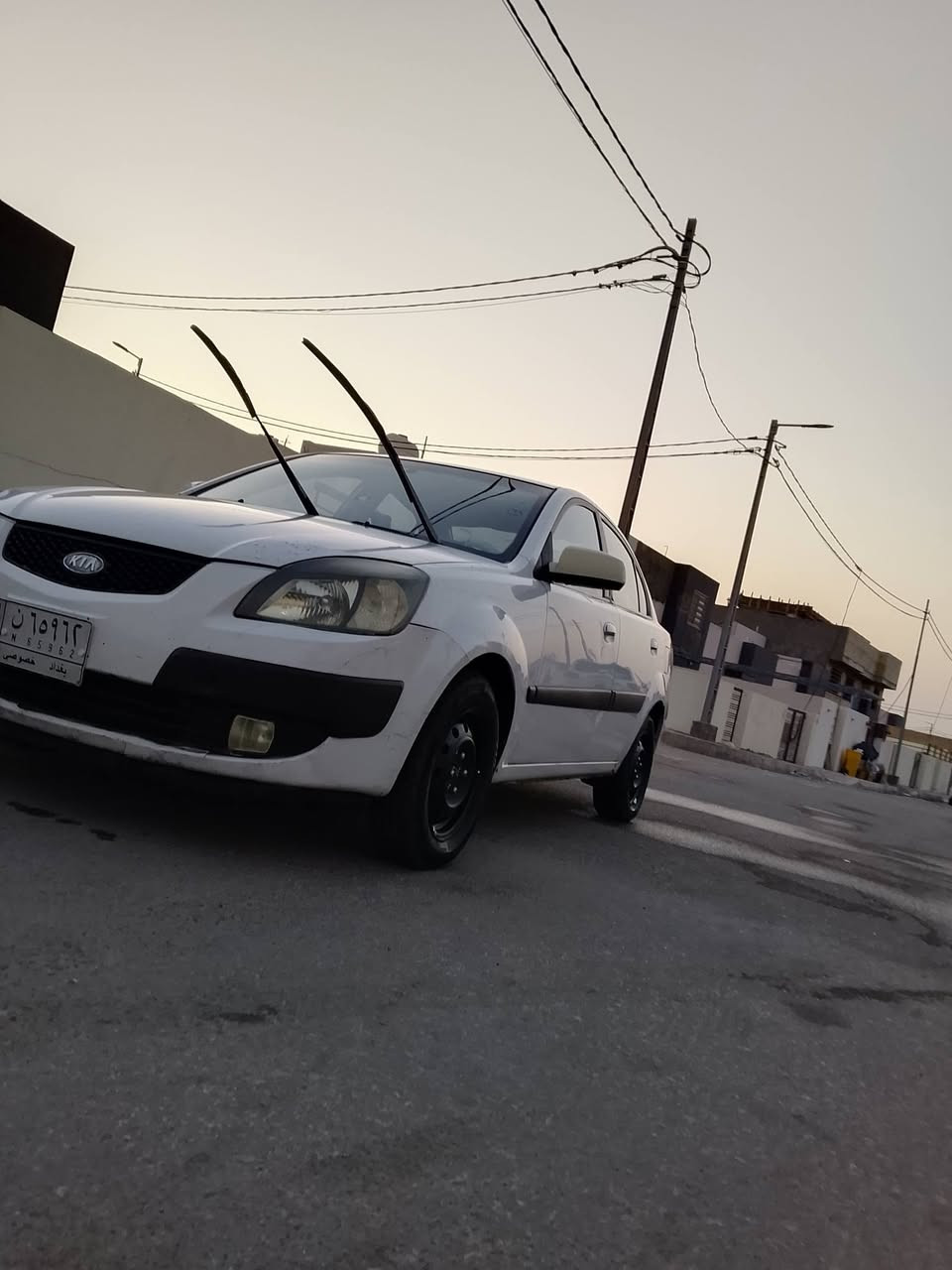 سلام عليكم كيه ريو للبيع موديل 2009 خليجي محرك 1600به خيط بخار تخم تأير كهربائي حدايديه كل جديد بيه بارد بل بنيد وباب السياق مرخايه  السعر 80وبيه مجال مكان نجف رقم التليفون***********
