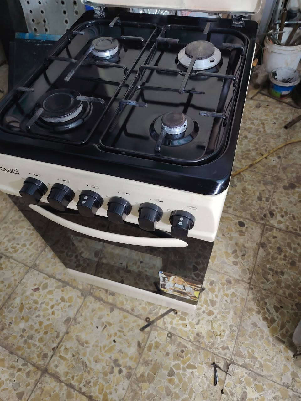 درجة اولة طباخ نوال كلة شغال لون مميز السعر ١١٥نهايتة كربلا ***********
