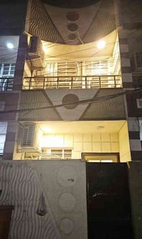 مكتب الزبيدي للعقار للبيع المساحة 50 متر  الواجهة 3.30 والنزال 15  الط...